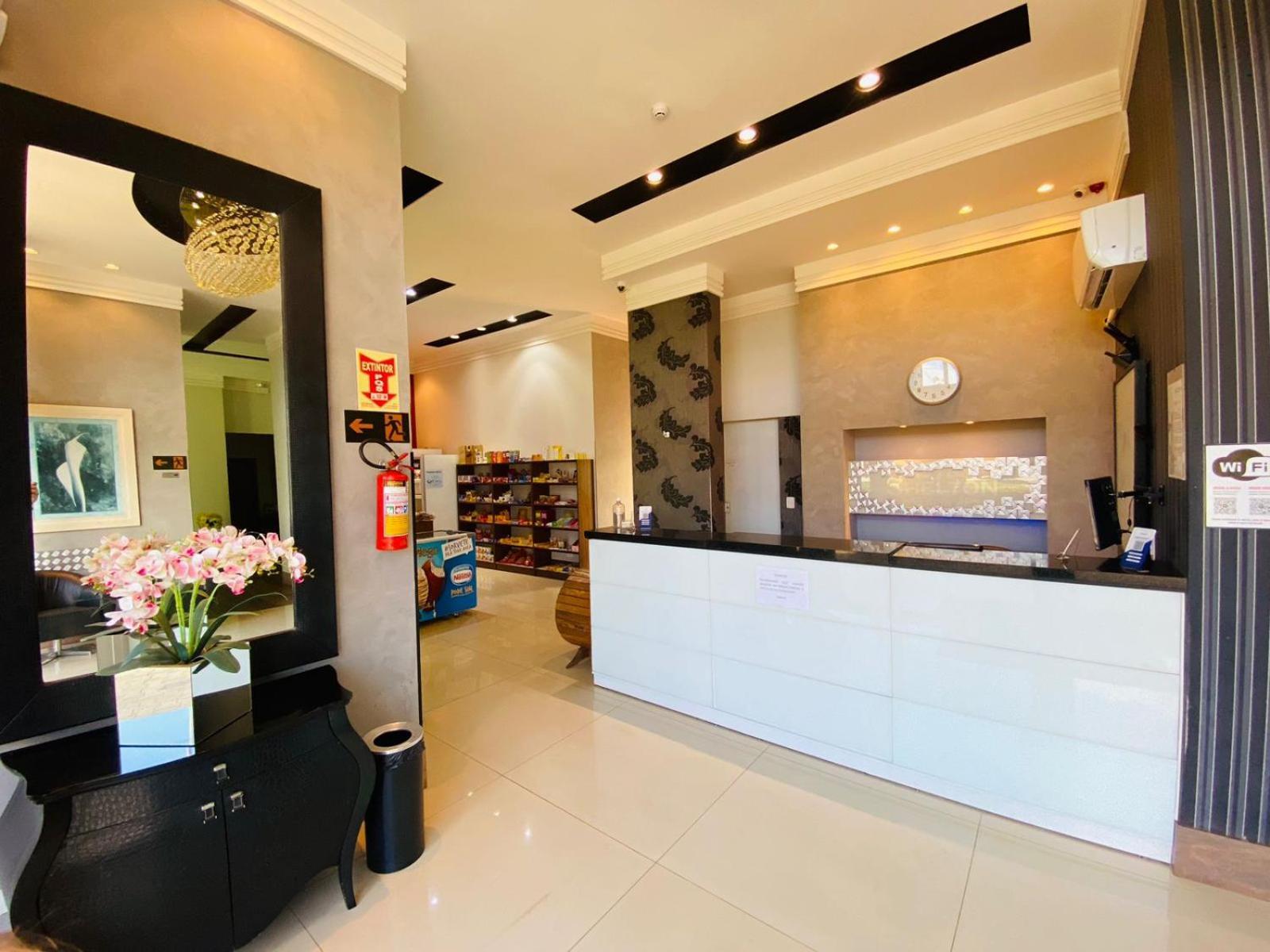 Shelton Palace Hotel Paranavaí المظهر الخارجي الصورة